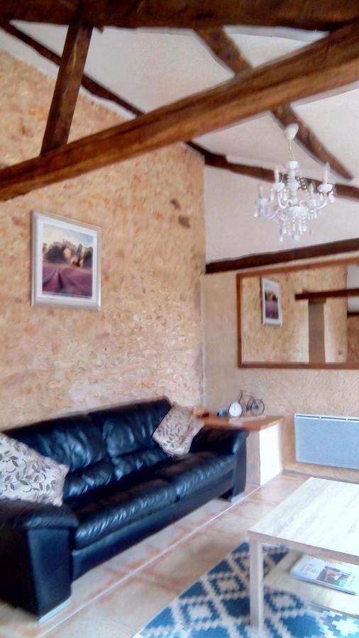 Les Coustilles Saint-Alvere ภายนอก รูปภาพ