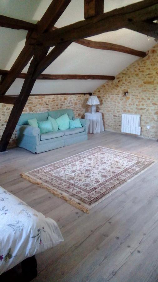 Les Coustilles Saint-Alvere ภายนอก รูปภาพ