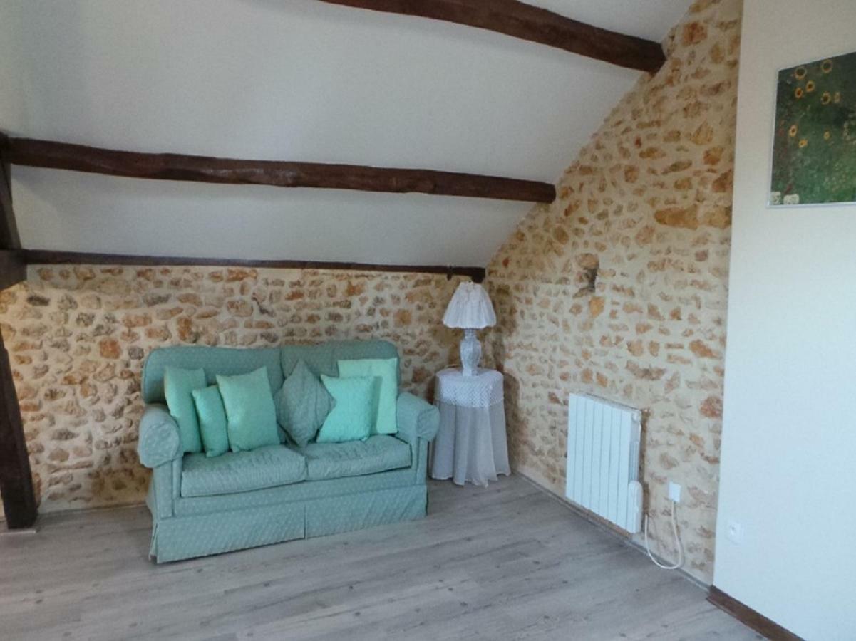 Les Coustilles Saint-Alvere ภายนอก รูปภาพ