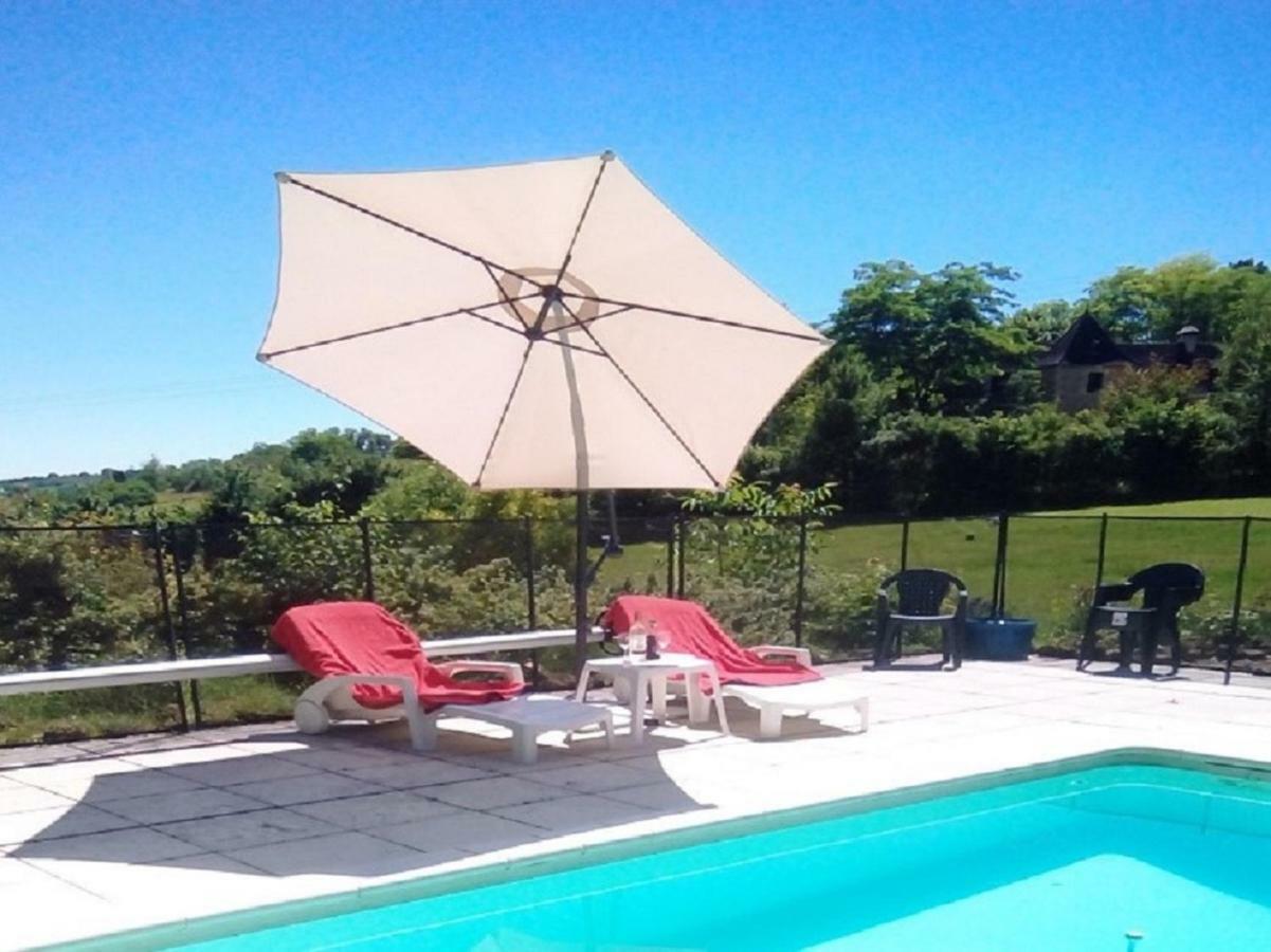 Les Coustilles Saint-Alvere ภายนอก รูปภาพ